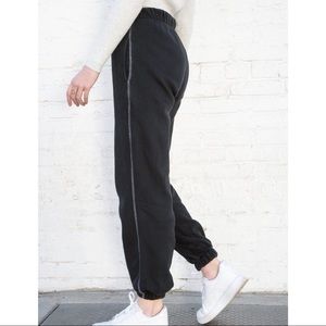 NWT brandy melville rosa sweatpants